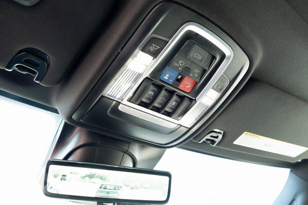 Used 2022 RAM 2500 Limited image 29