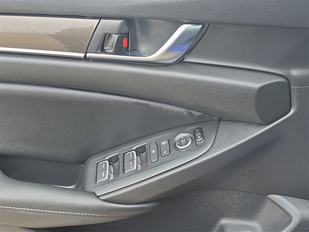 Used 2022 Honda Accord Sport image 24