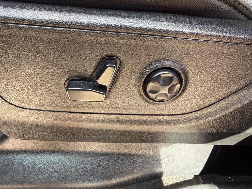 Used 2020 RAM 1500 Big Horn RWD image 19