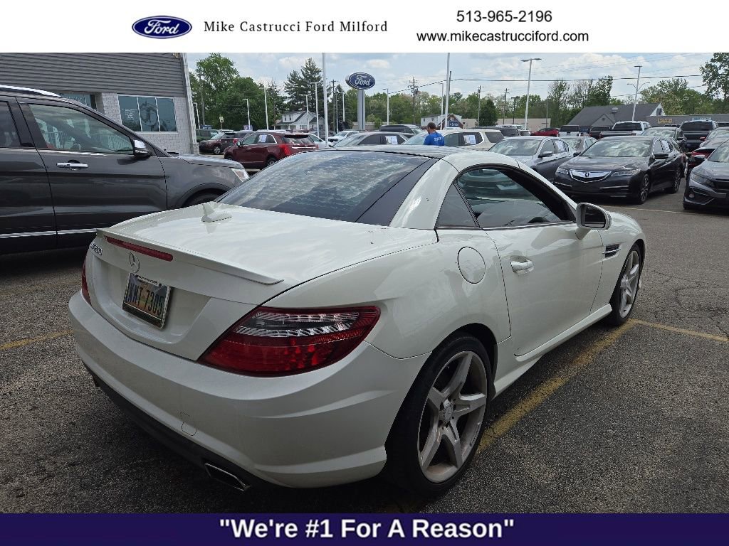 Used 2012 Mercedes-Benz SLK 250 image 4