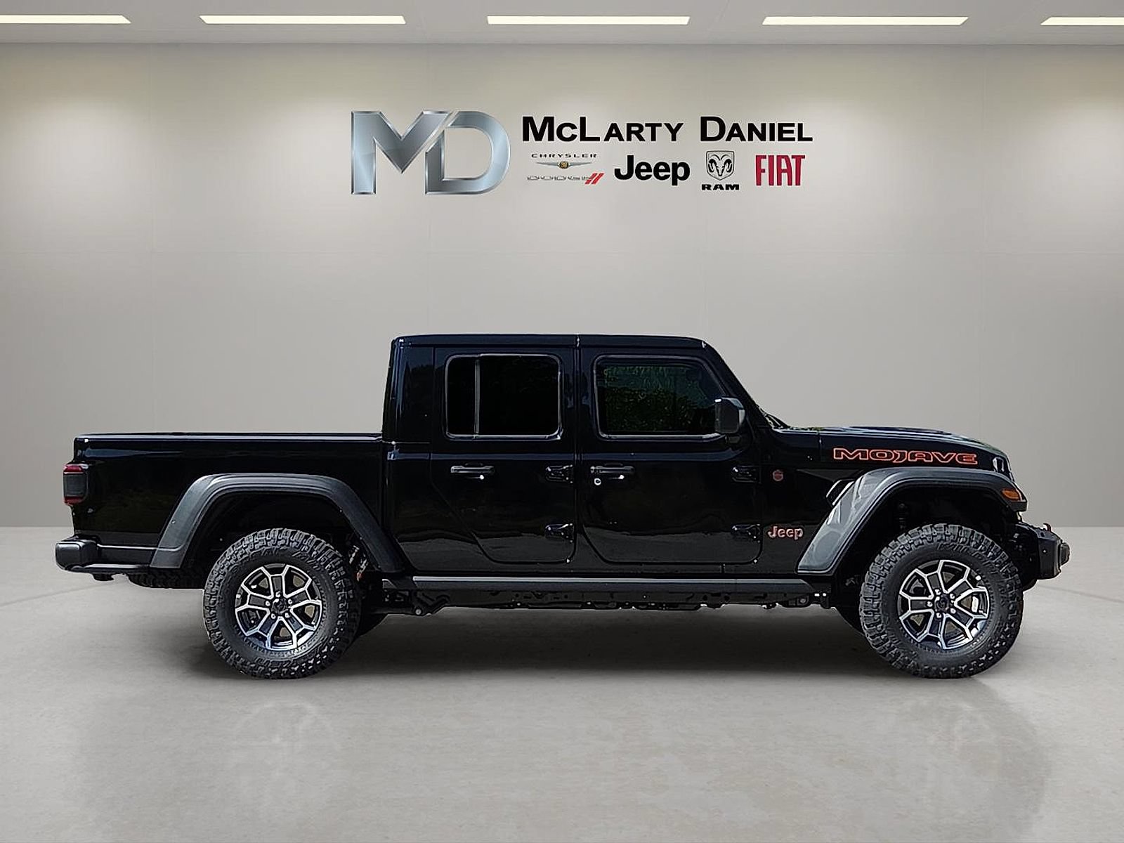 New 2025 Jeep Gladiator Mojave w/ Steel Bumper Group AWD/4WD image 6