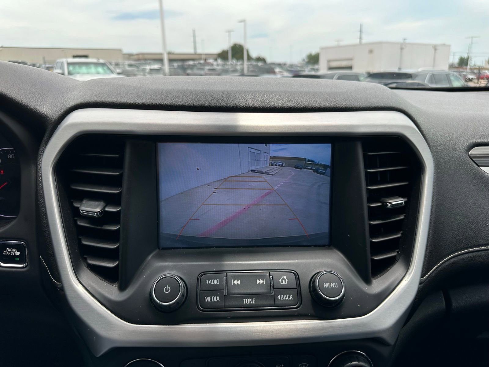 Used 2019 GMC Acadia SLT FWD image 8