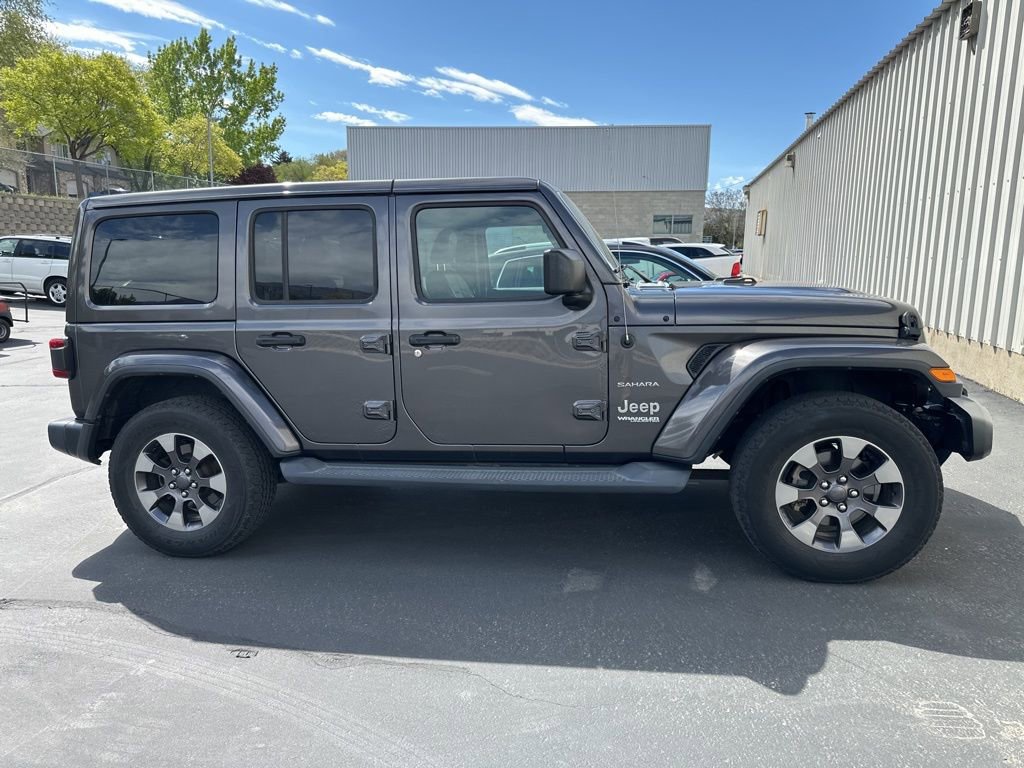 Used 2018 Jeep Wrangler Unlimited Sahara image 4