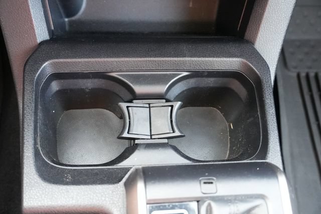 Used 2023 Toyota Tacoma SR5 RWD image 33
