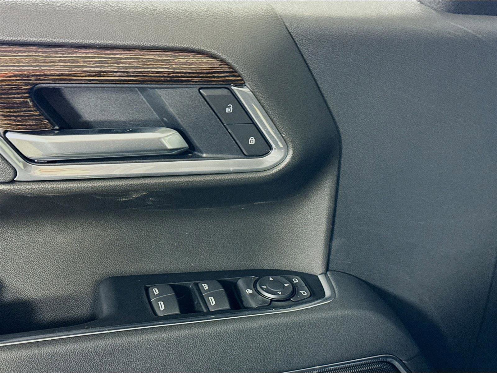 New 2026 GMC Sierra 1500 Elevation w/ Elevation Premium Package image 13