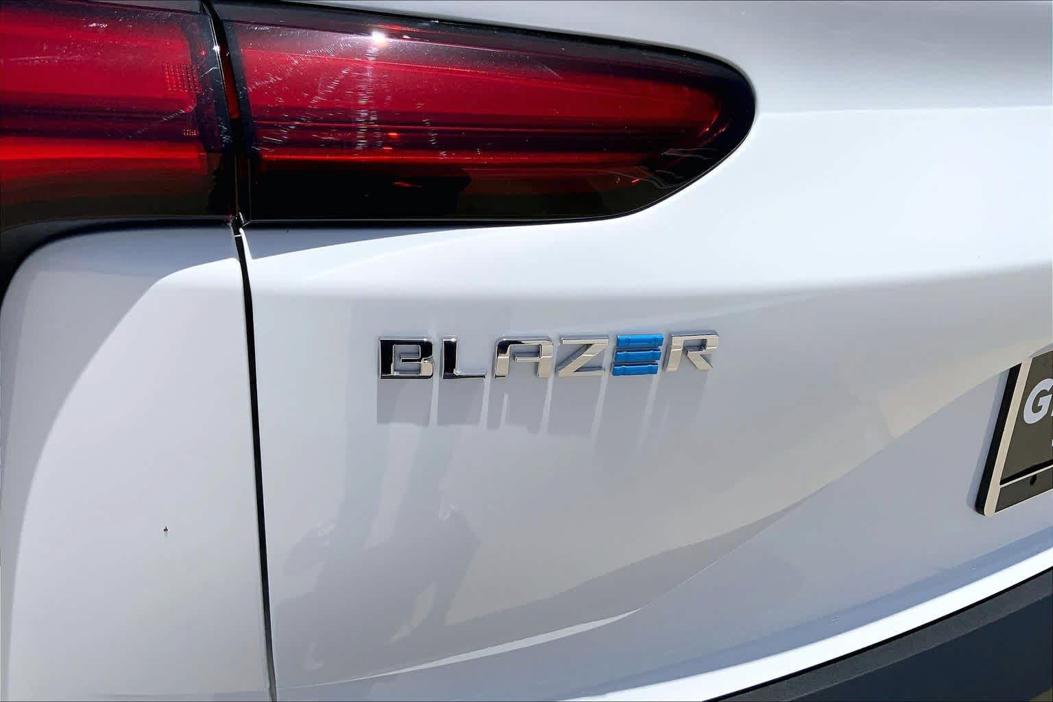 New 2026 Chevrolet Blazer EV LT FWD image 15