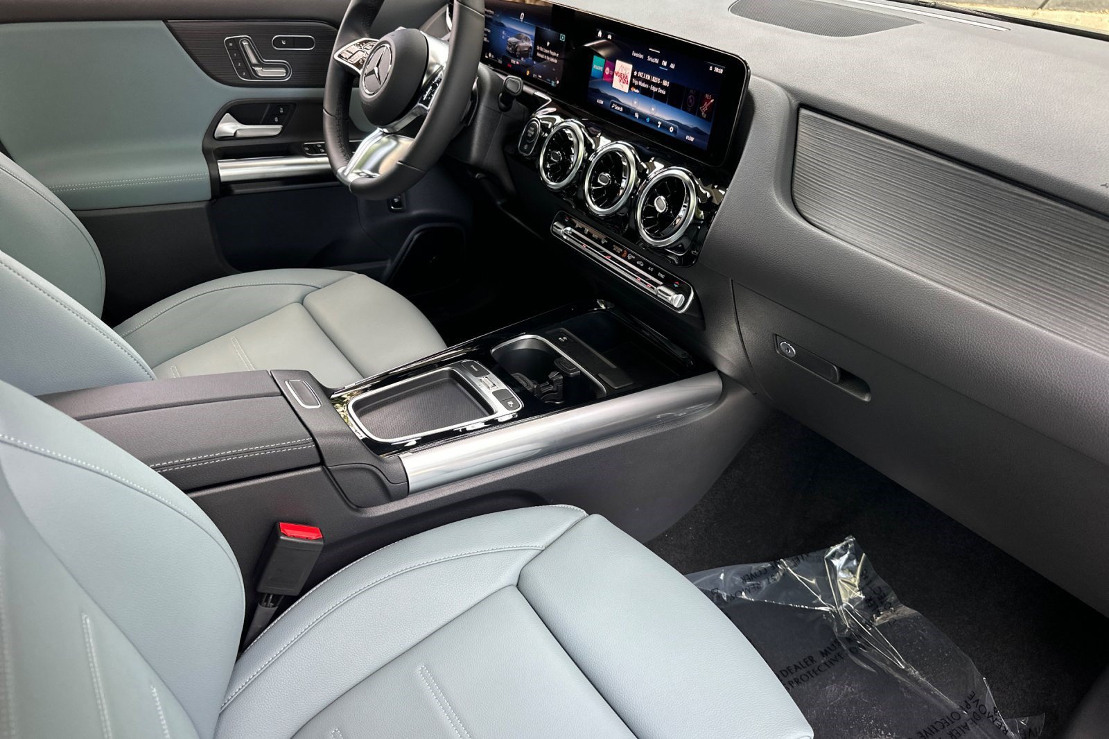 New 2026 Mercedes-Benz GLA 250 image 28