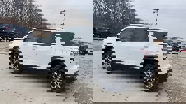 New 2026 Chevrolet Equinox LT w/ Convenience Package II image 6