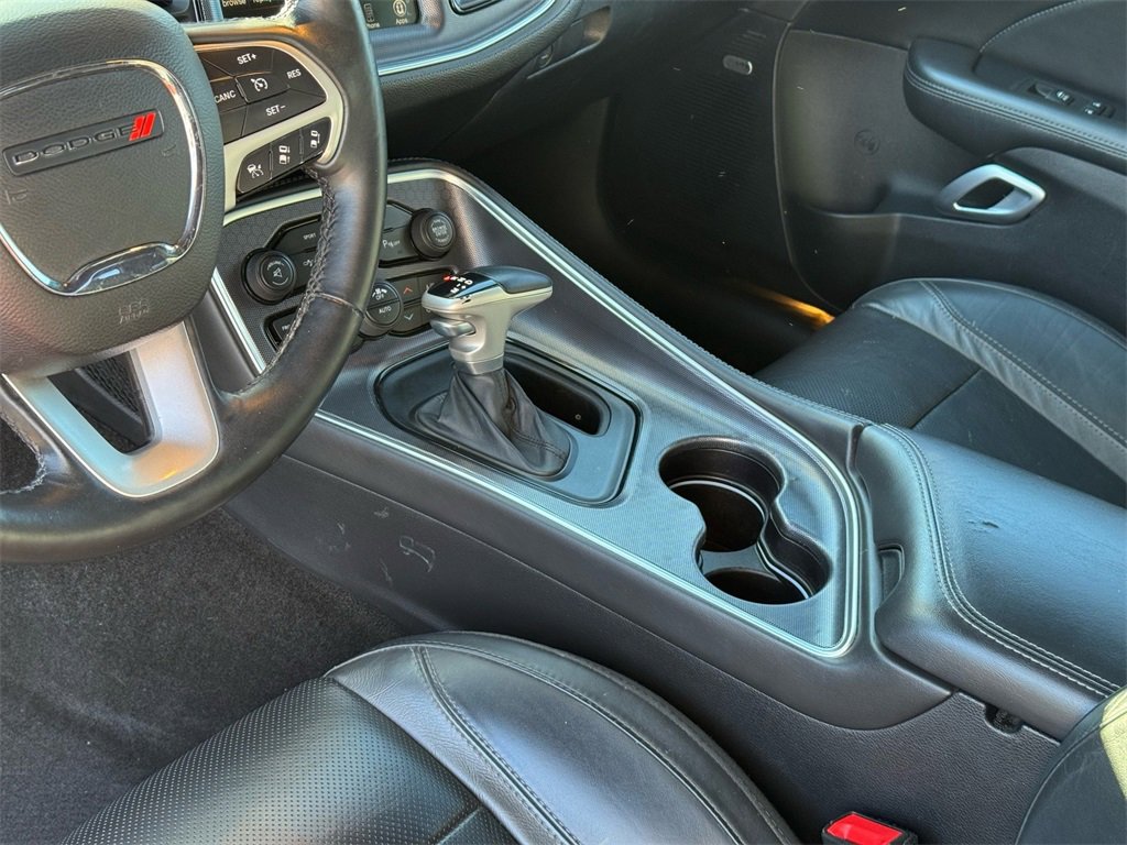 Used 2015 Dodge Challenger SXT Plus w/ Technology Group image 15