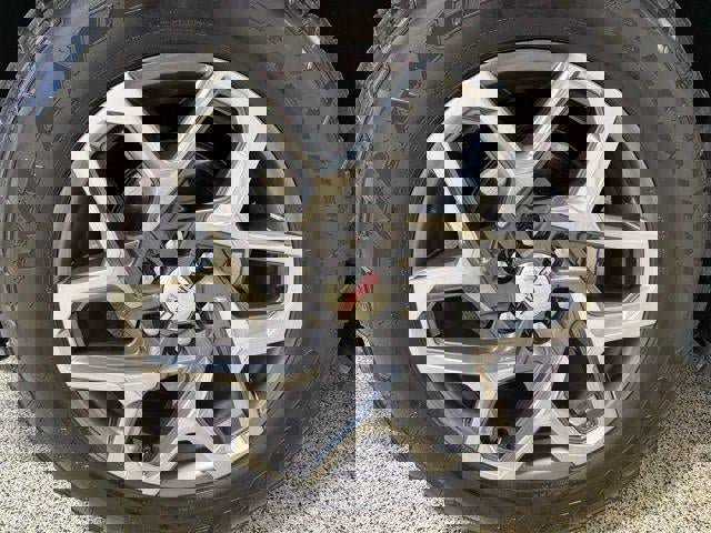 Used 2023 GMC Sierra 1500 SLT w/ SLT Premium Package image 10