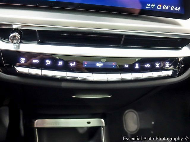 New 2025 Cadillac Lyriq Sport w/ LPO, Floor Liner Package AWD/4WD image 18
