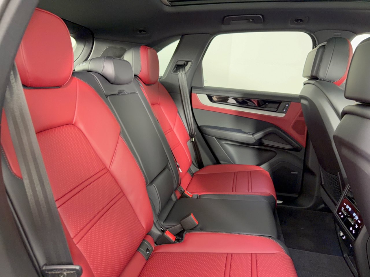 New 2026 Porsche Cayenne S AWD/4WD image 29