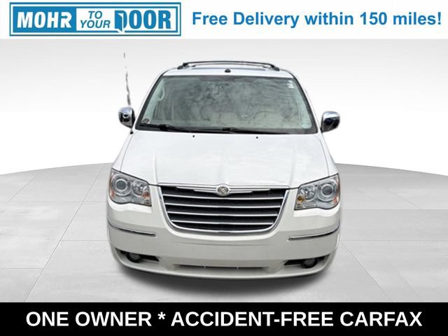 Used 2010 Chrysler Town & Country Limited w/ Entertainment Group #3 FWD image 9