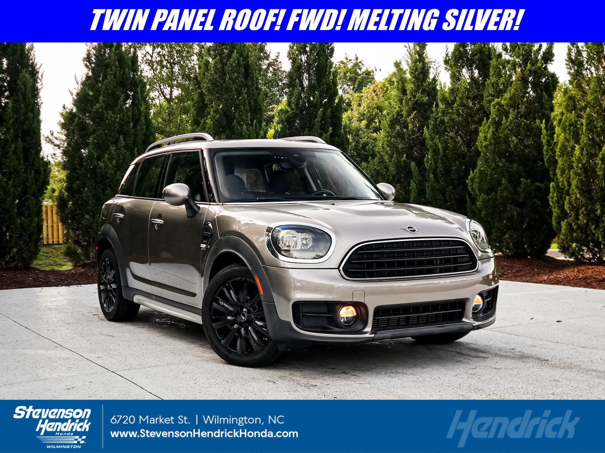 Used 2019 MINI Cooper Countryman FWD image 1