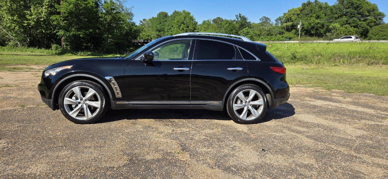 Used 2011 INFINITI FX50 AWD w/ Sport Pkg image 2
