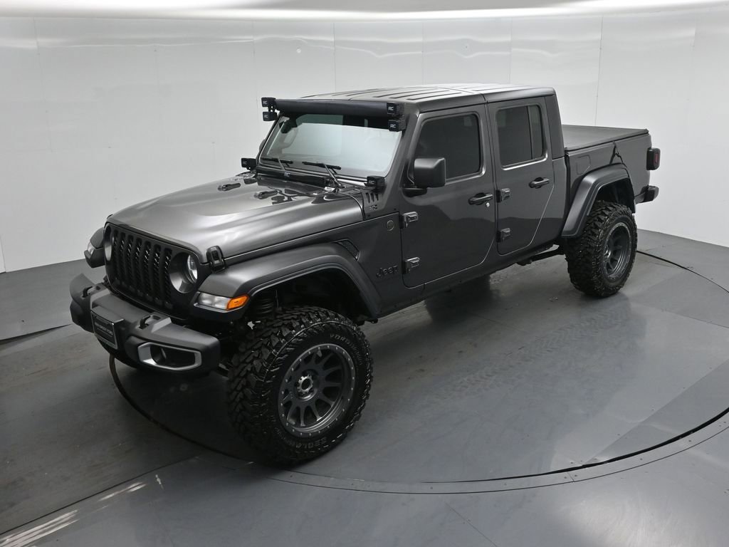 Used 2023 Jeep Gladiator Sport AWD/4WD image 28