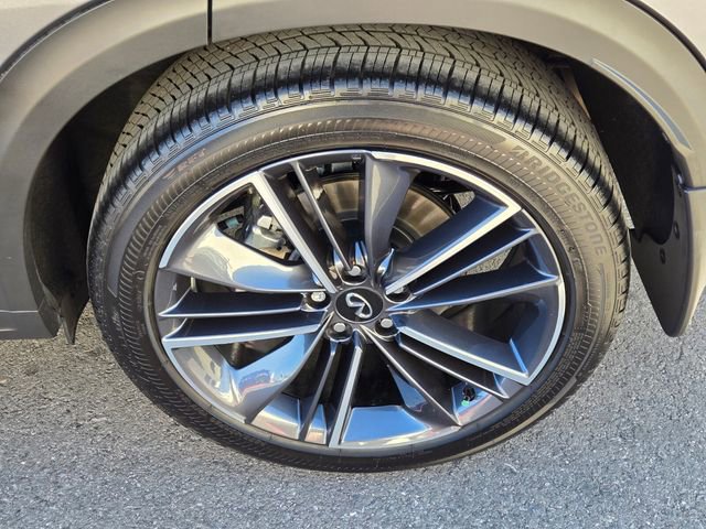 Used 2025 INFINITI QX55 Luxe w/ Cargo Package image 10