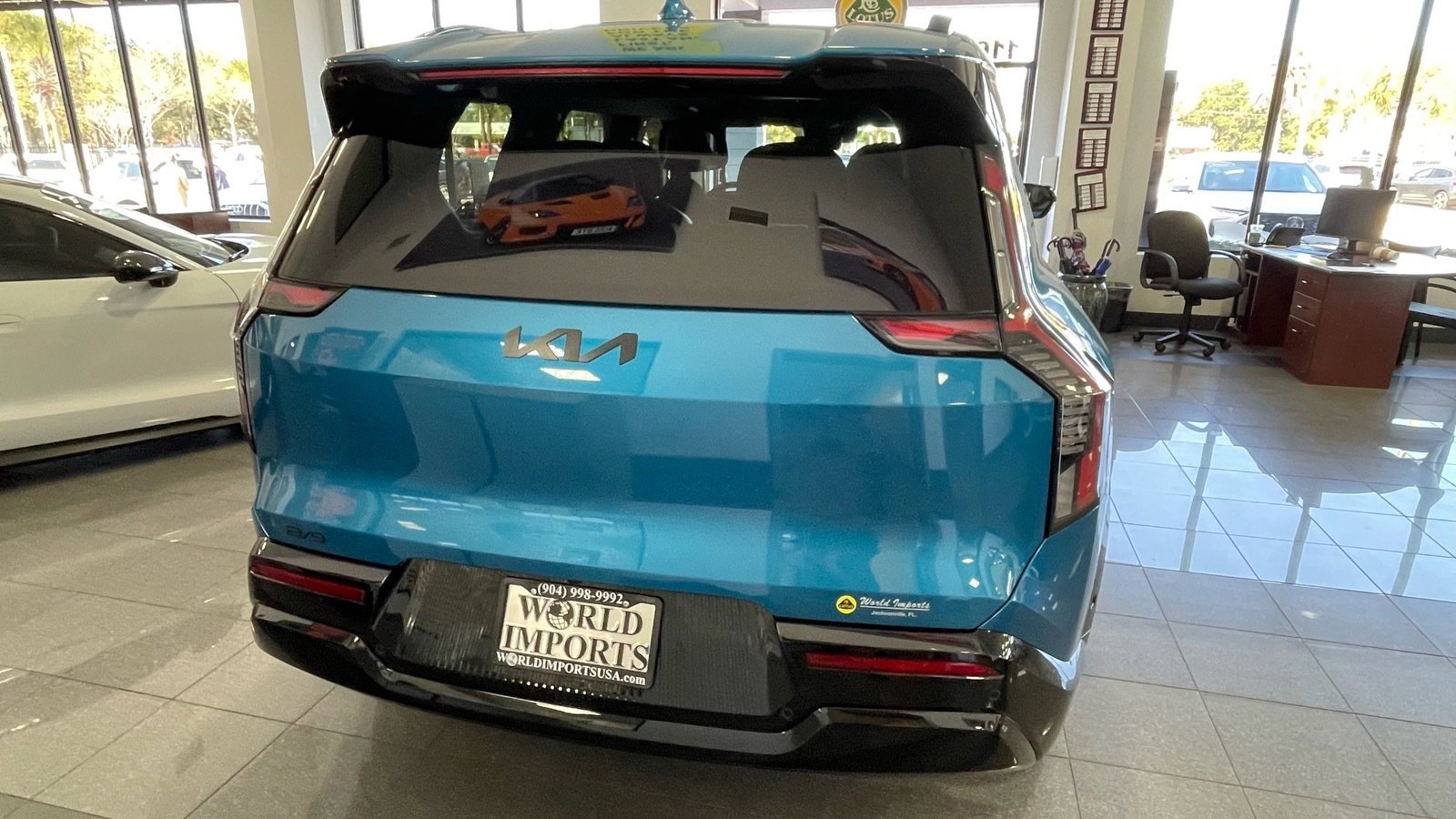 Used 2026 Kia EV9 Land w/ Nightfall Edition Package image 8