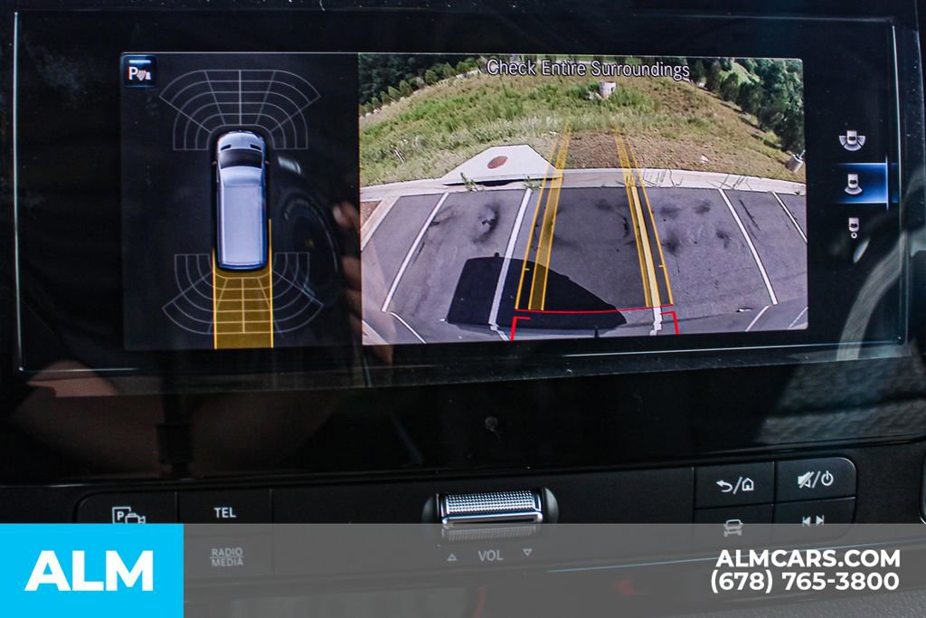 Used 2023 Mercedes-Benz Sprinter 3500 w/ Parking Package image 33