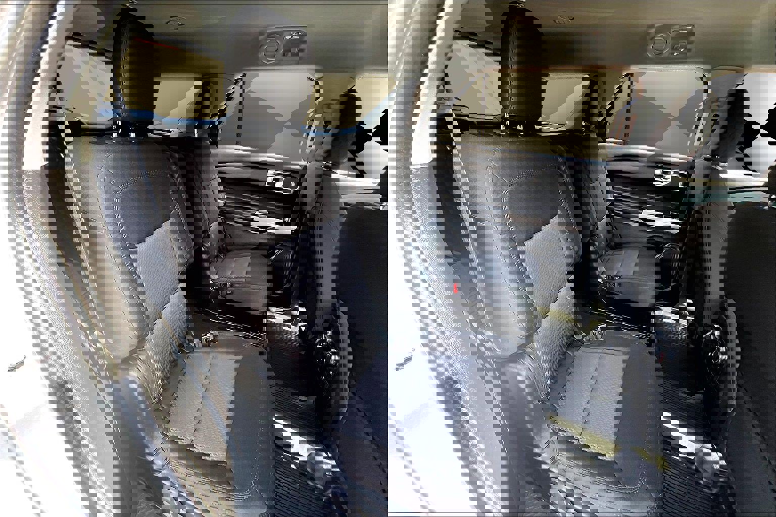 Used 2022 Ford Explorer XLT w/ Class IV Trailer Tow Package image 26