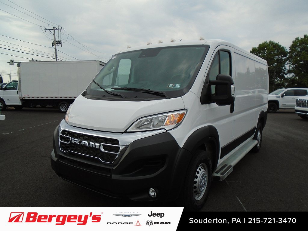 Used 2025 RAM ProMaster 2500 w/ U-Haul Equipment Group FWD image 1
