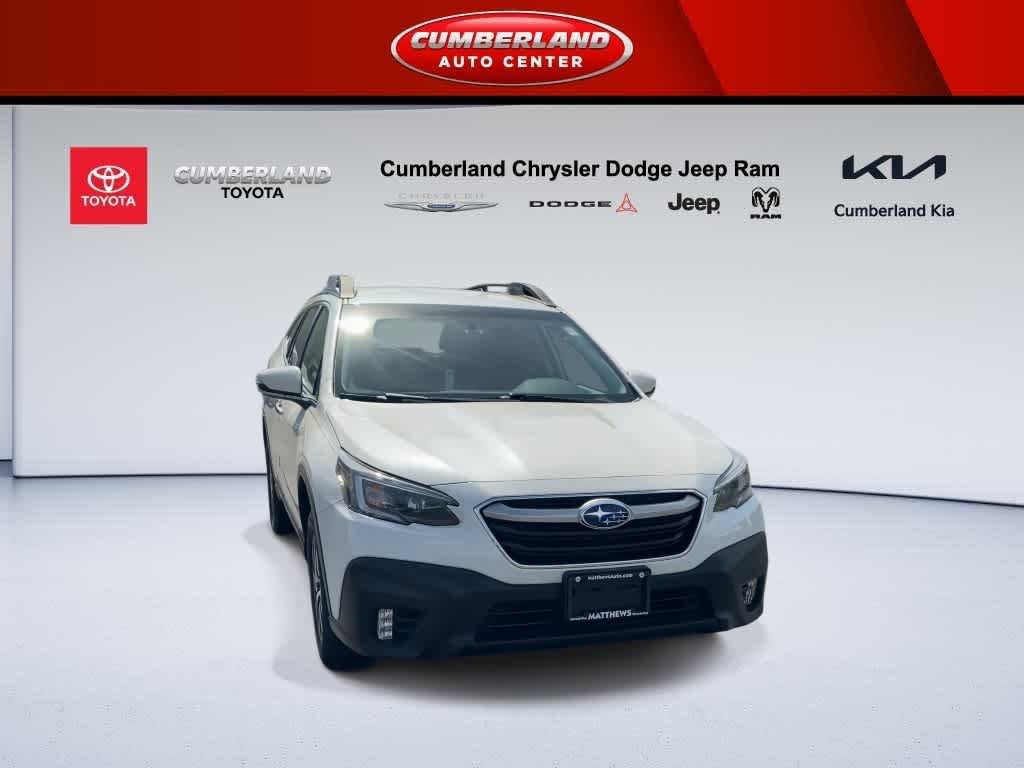 Used 2020 Subaru Outback Premium image 3