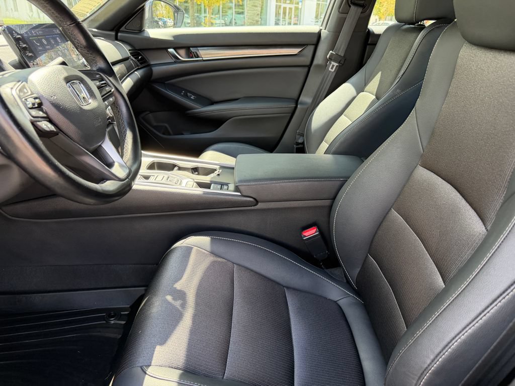 Used 2020 Honda Accord Sport image 13