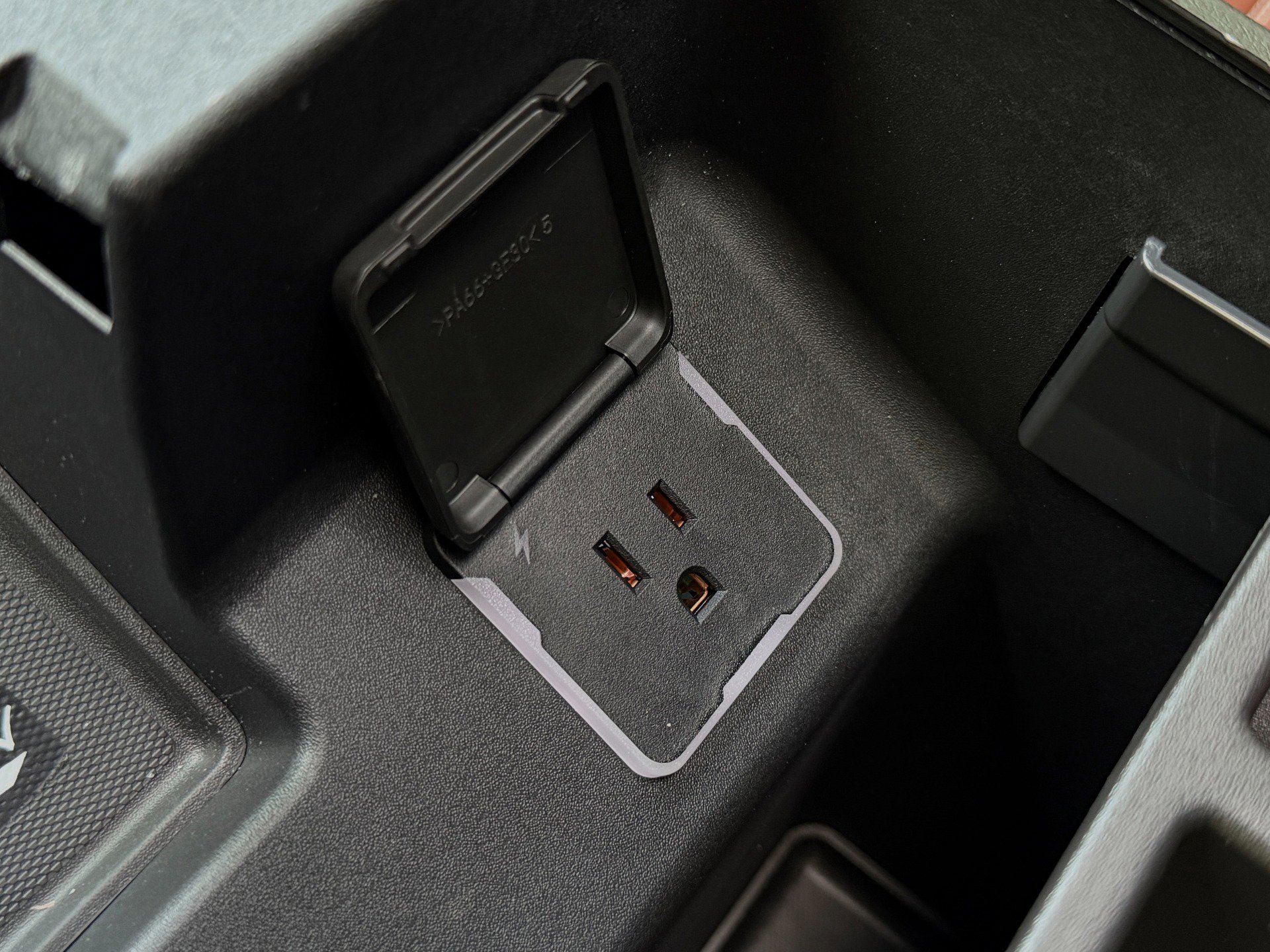 Used 2024 GMC Sierra 3500 Denali Ultimate AWD/4WD image 67