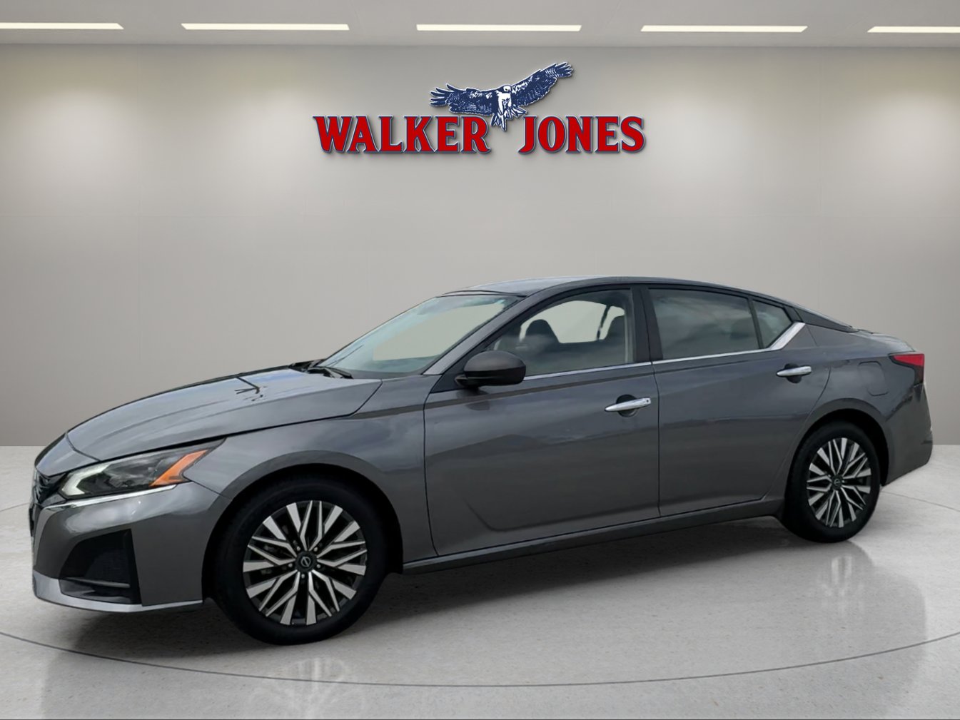 Used 2024 Nissan Altima 2.5 SV image 4