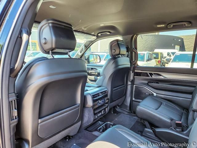 New 2026 Jeep Grand Wagoneer Limited AWD/4WD image 14