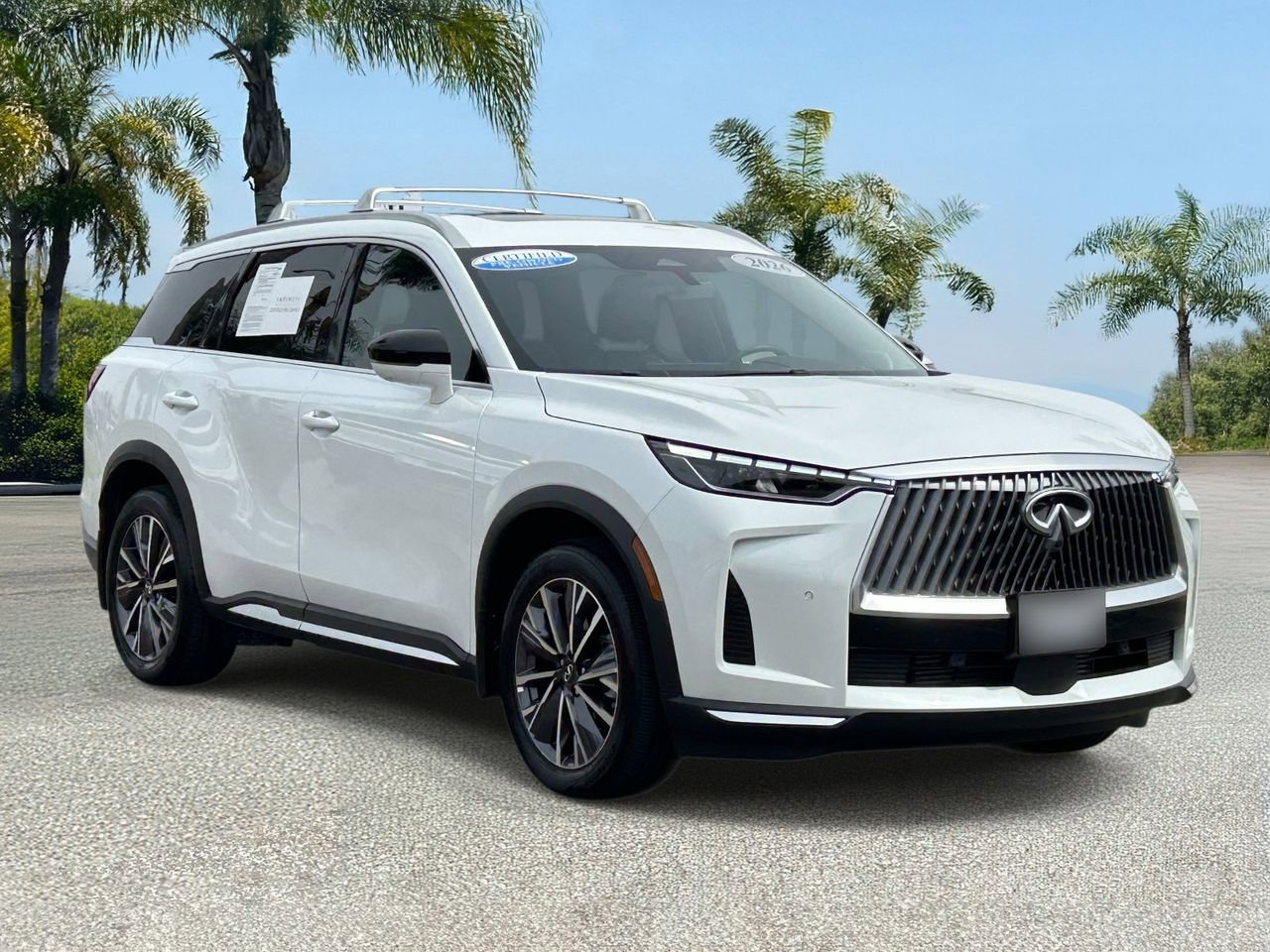 Certified 2026 INFINITI QX60 Luxe w/ Cargo Package FWD image 5