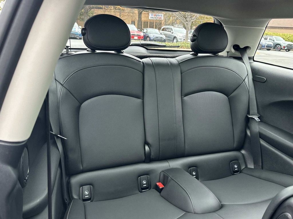 Used 2023 MINI Cooper S image 23