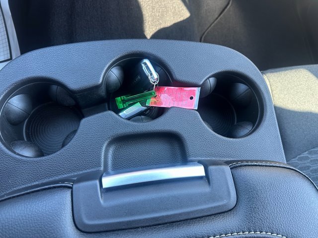 Used 2023 RAM 3500 Big Horn image 32