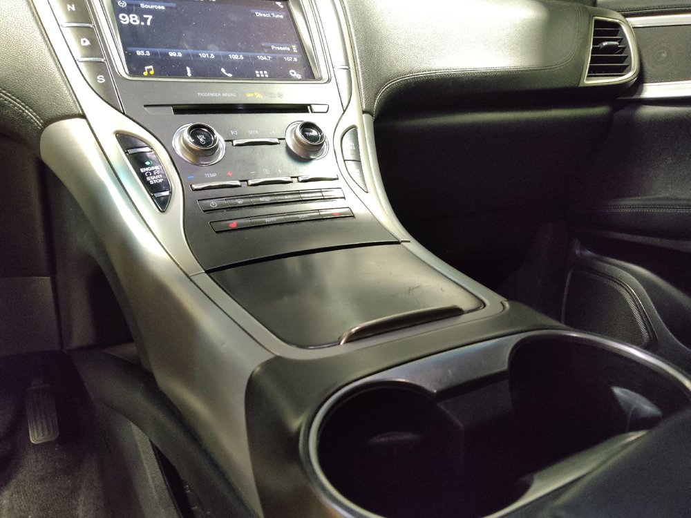 Used 2016 Lincoln MKX Premiere image 26