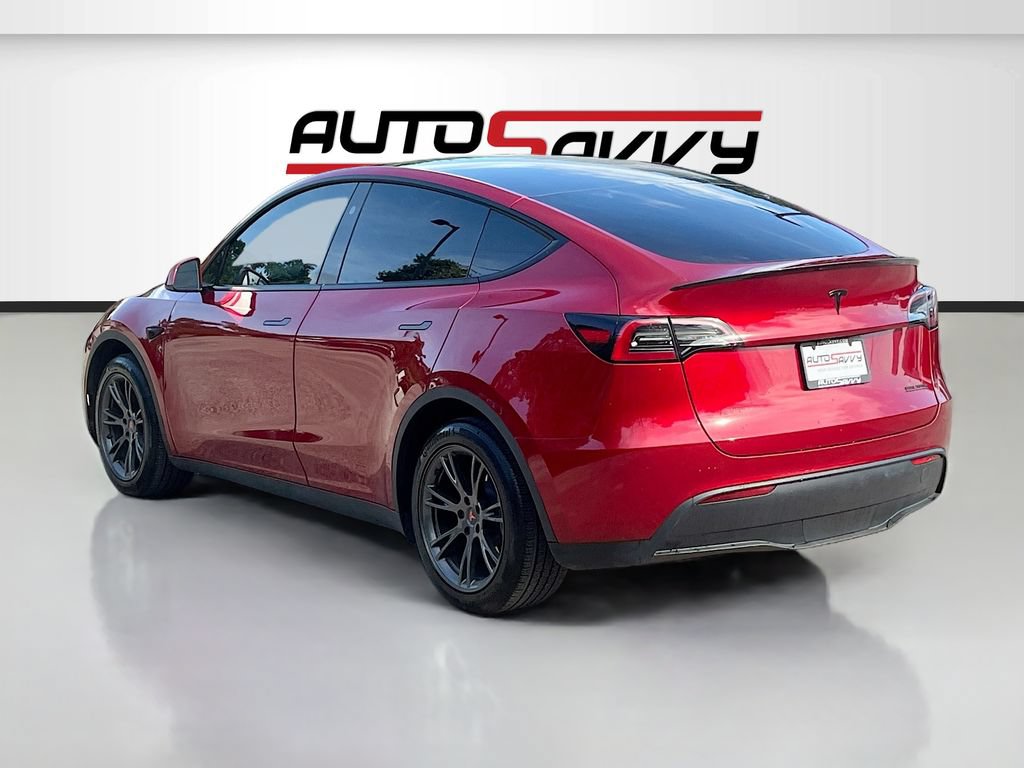 Used 2025 Tesla Model Y Long Range RWD image 5