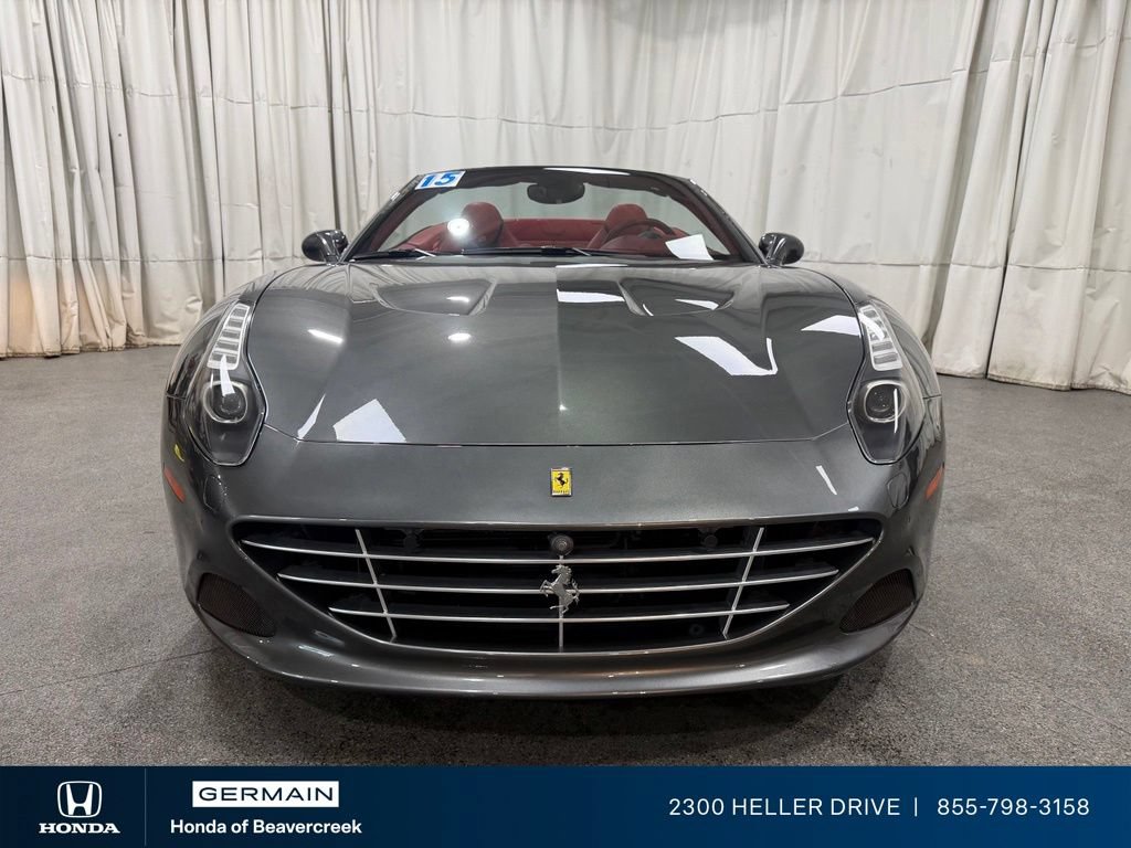 Used 2015 Ferrari California T RWD image 3