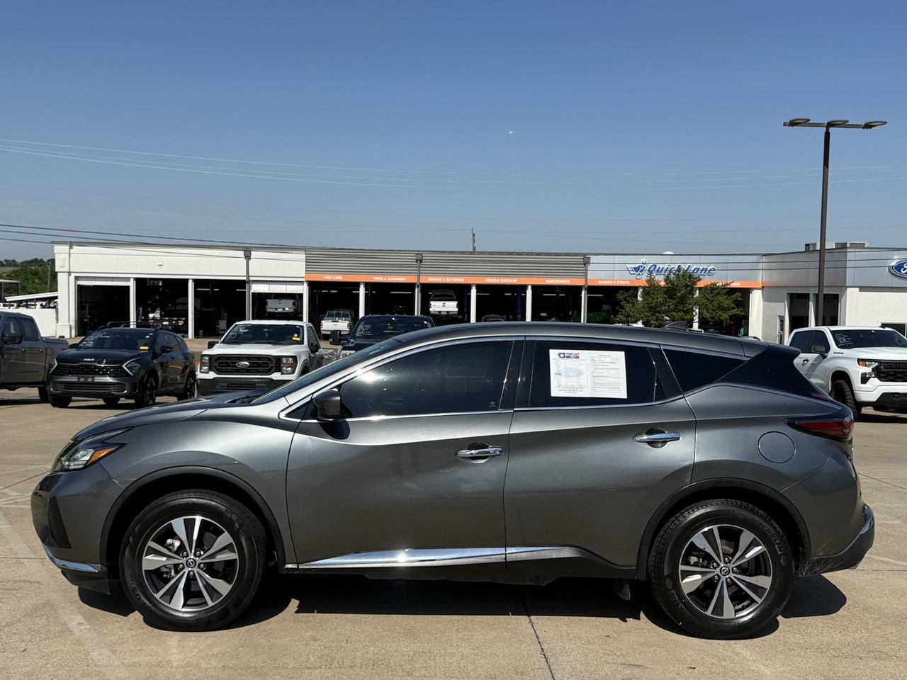 Used 2023 Nissan Murano S FWD image 3