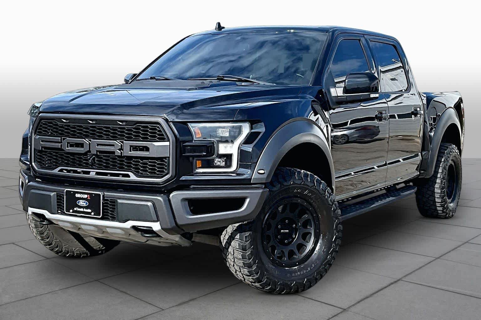 Used 2020 Ford F150 Raptor w/ Equipment Group 802A Luxury AWD/4WD image 35