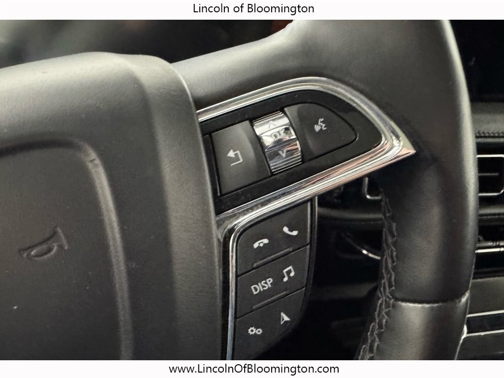 Certified 2022 Lincoln Nautilus Reserve w/ Monochromatic Package AWD/4WD image 43
