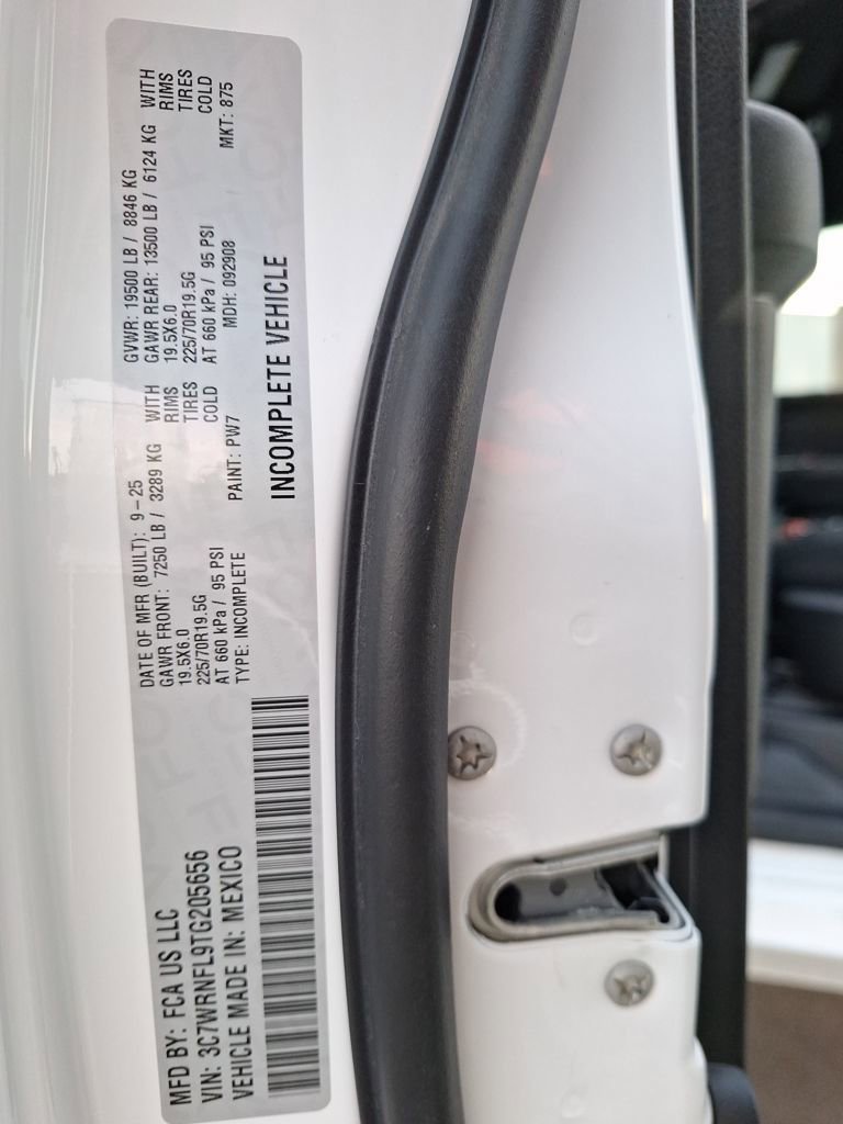 New 2026 RAM 5500 Tradesman AWD/4WD image 27