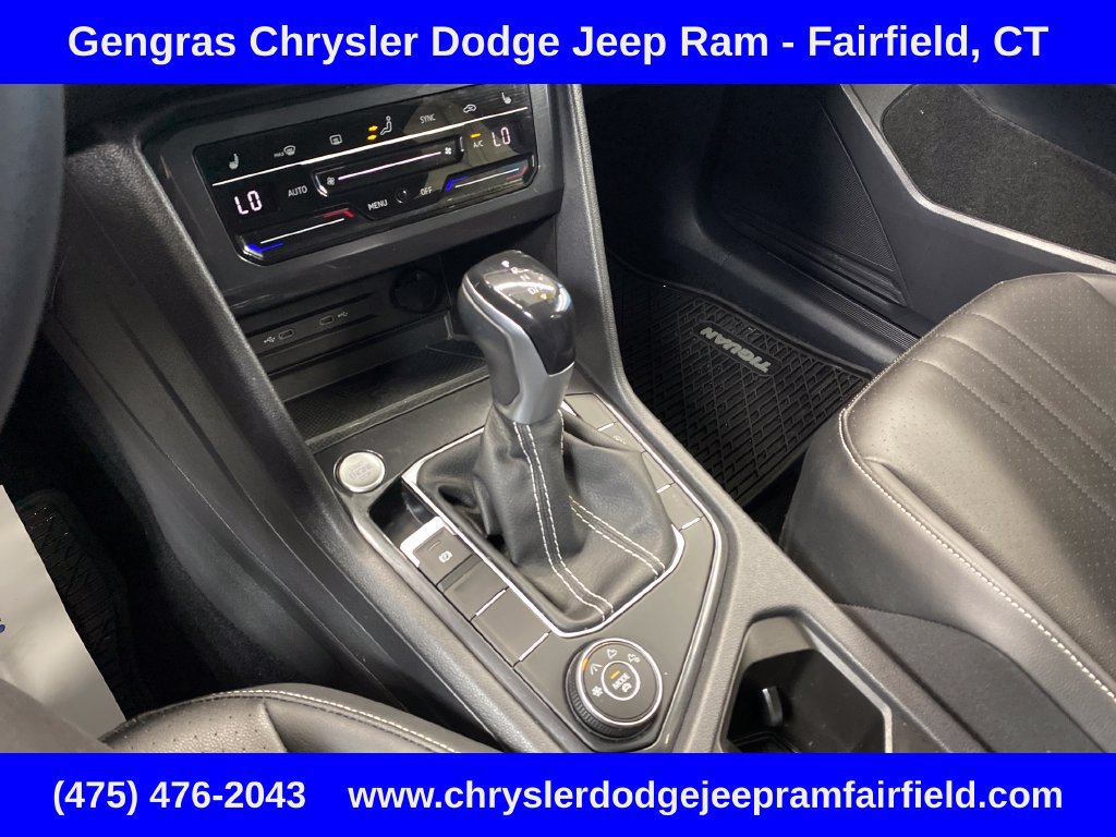 Used 2023 Volkswagen Tiguan SE AWD/4WD image 15