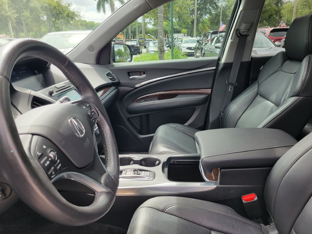Used 2020 Acura MDX FWD image 17