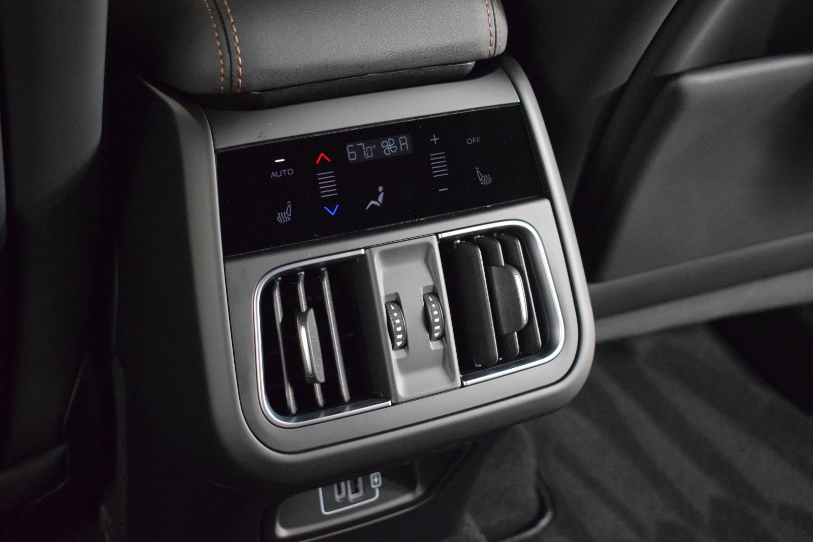 New 2025 Maserati Grecale Folgore image 23