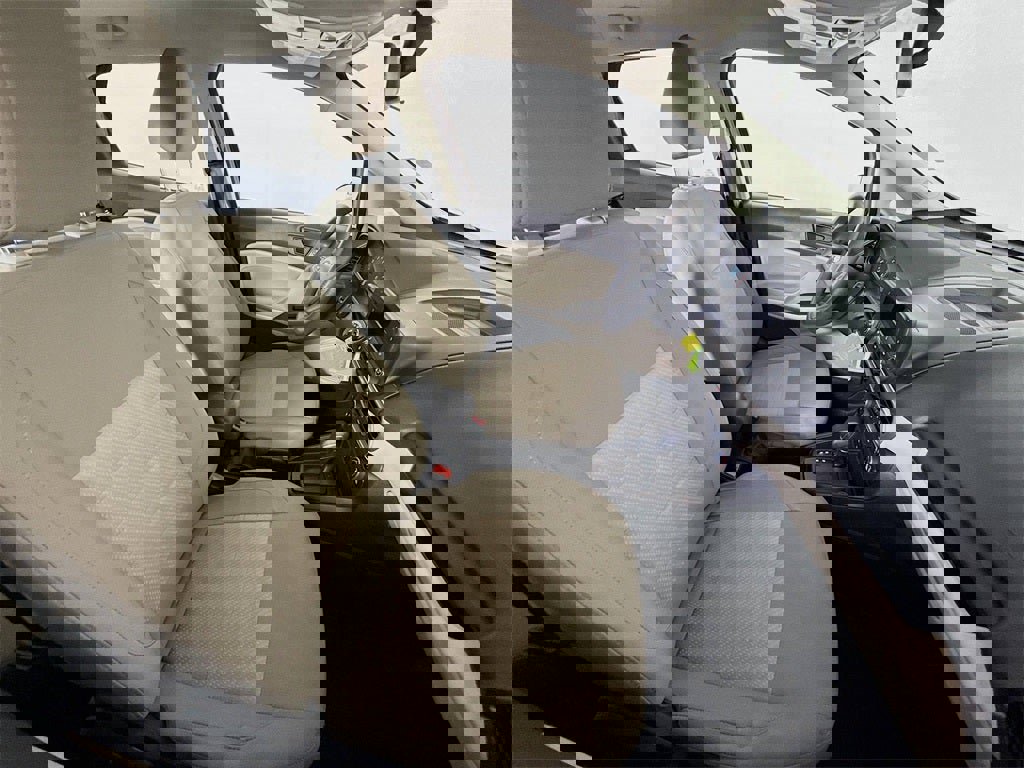 Used 2021 Ford EcoSport S image 18