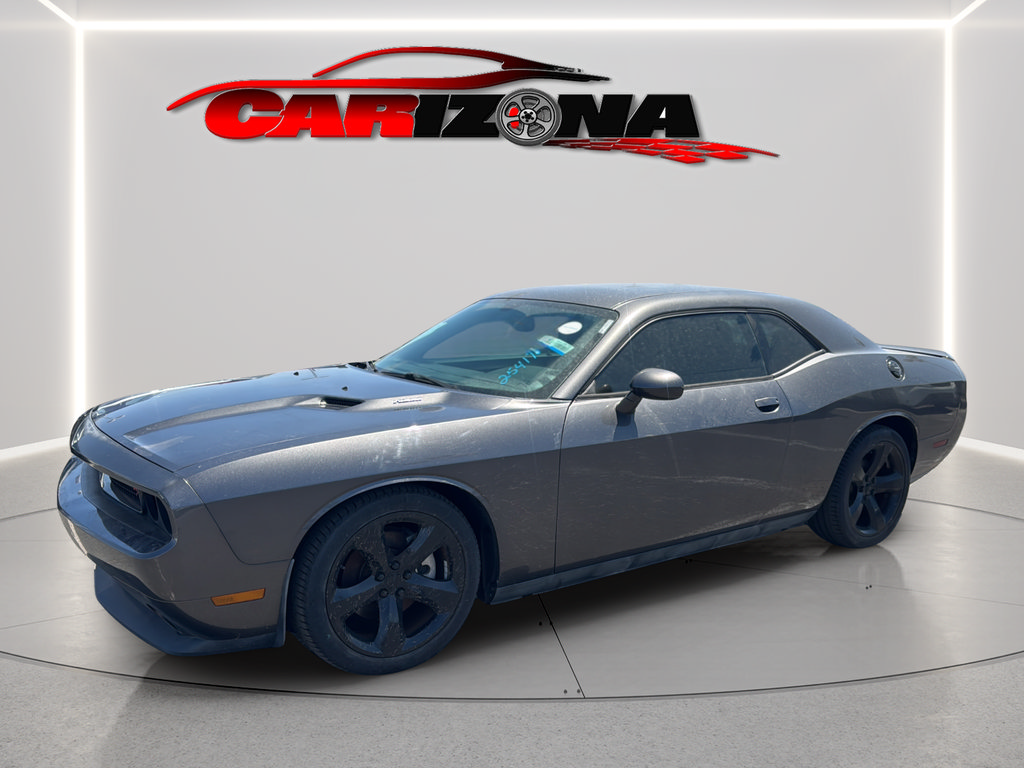 Used 2014 Dodge Challenger R/T Plus RWD image 2