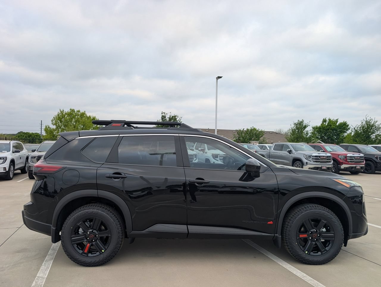 New 2026 Nissan Rogue SV AWD/4WD image 3