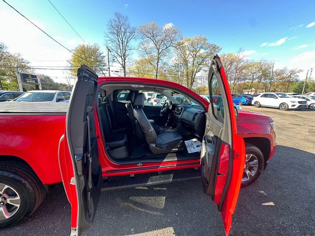 Used 2017 Chevrolet Colorado Z71 AWD/4WD image 28