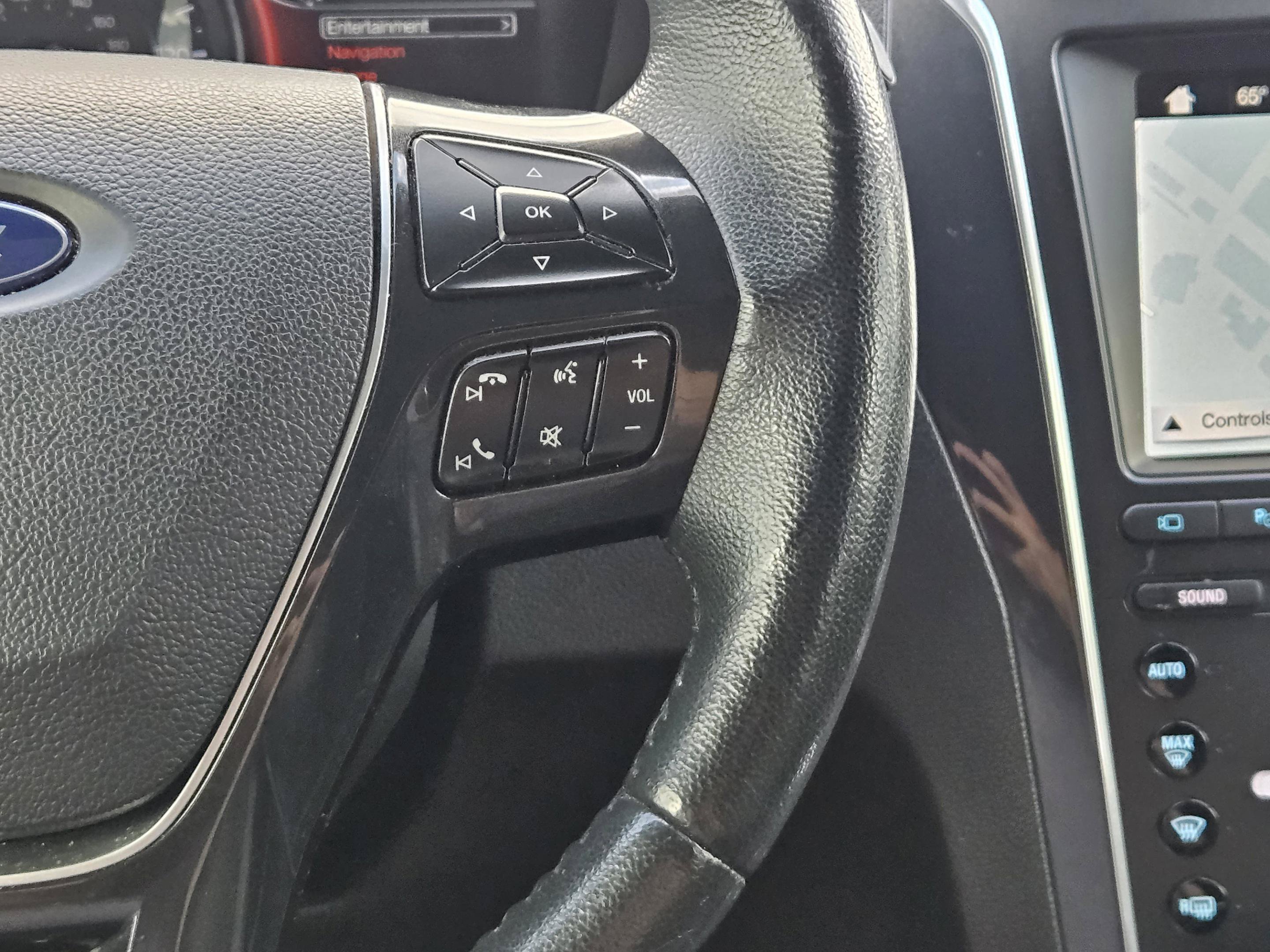 Used 2019 Ford Explorer Limited w/ Ford Safe & Smart Package FWD image 25