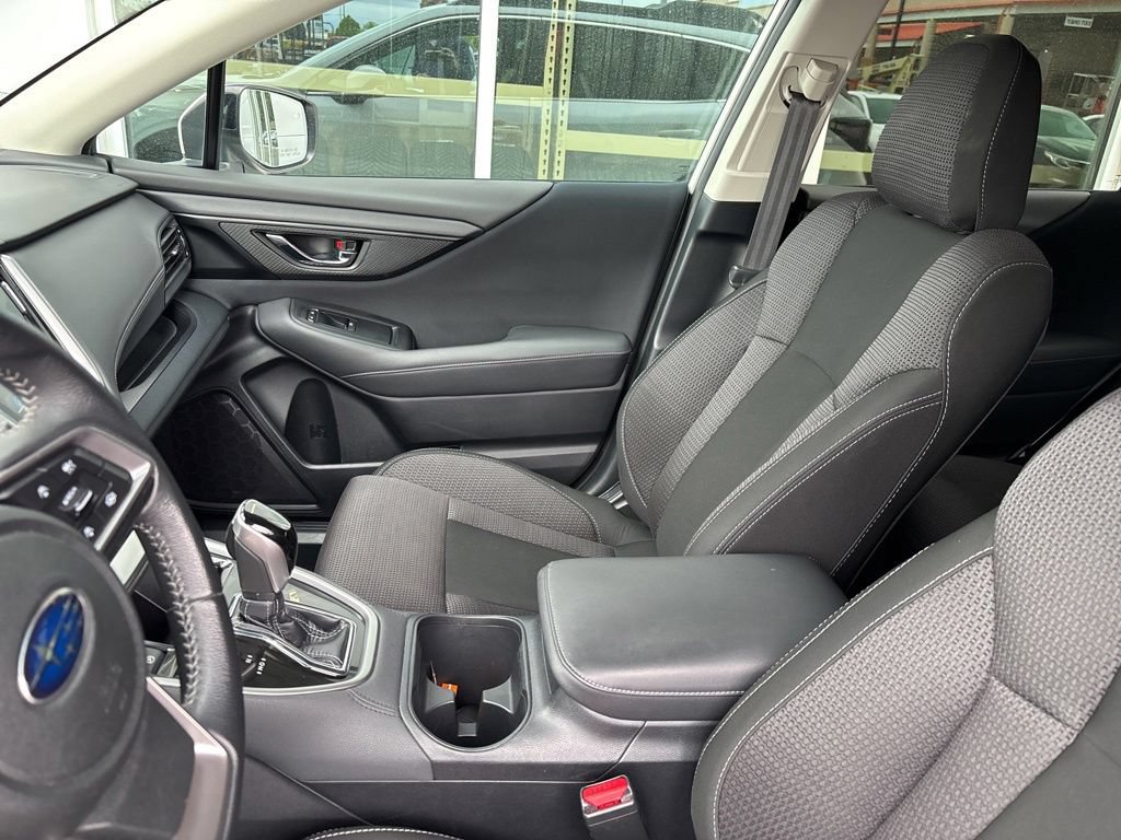 Used 2022 Subaru Outback Premium AWD/4WD image 13