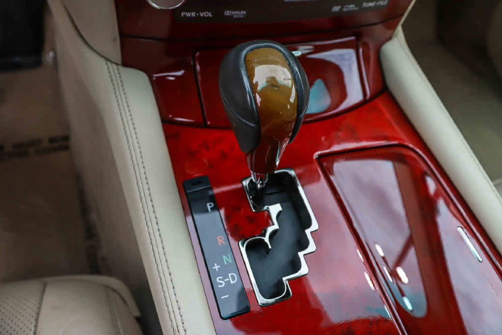 Used 2012 Lexus LS 460 w/ Luxury Value Edition RWD image 19